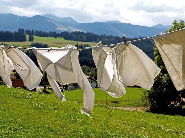 Guía práctica para elegir ropa inclusiva que realza tu figura