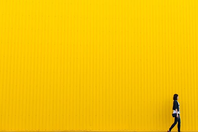 Guía práctica para elegir ropa que realce tu figura